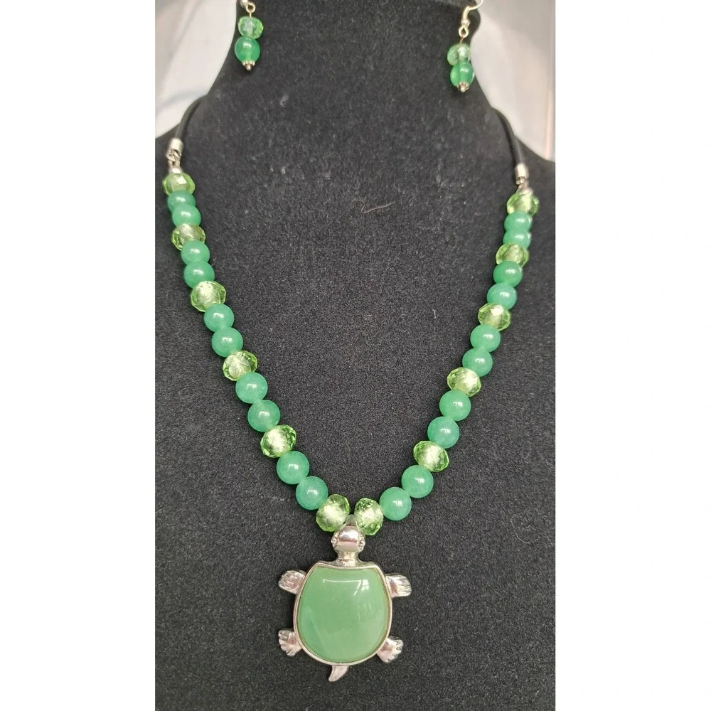 Gemstone Beaded Jewelry Set Necklace Earrings Aventurine Turtle Jade Pendant